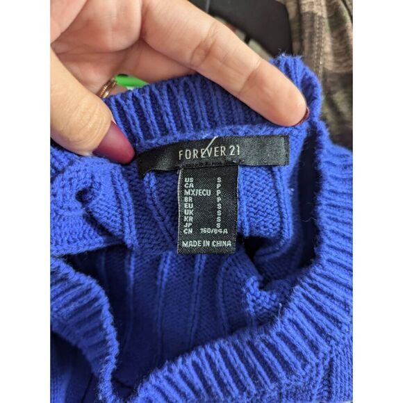 Forever 21 Blue Striped Varsity Sweater - Picture 4 of 4